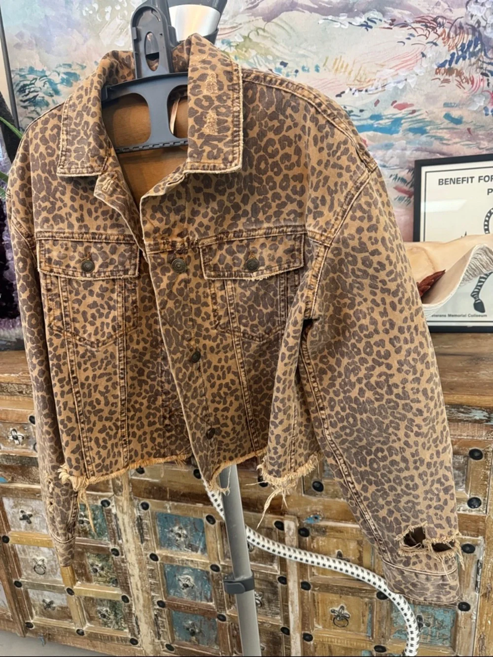 Free PeoplešLeopard Distressed Denim Jacket Size S. - Picture 4 of 9